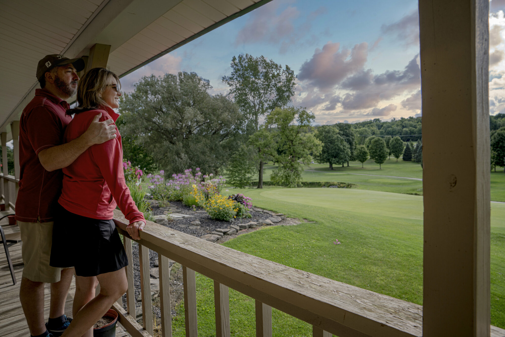 Best Place To Stay And See The 2024 Solar Eclipse In Buffalo NY   Byrncliff Golf Resort Banquets A Couple Overlooking The Golf Course From The Patio 2048x1366 