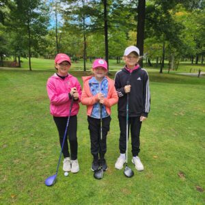 girls playing golf at Byrncliff Golf Resort & Banquets